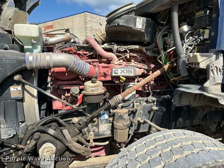 image for item MQ9351 2018 Kenworth T880  concrete pump truck