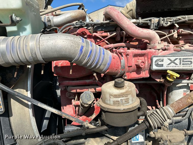 image for item MQ9351 2018 Kenworth T880  concrete pump truck