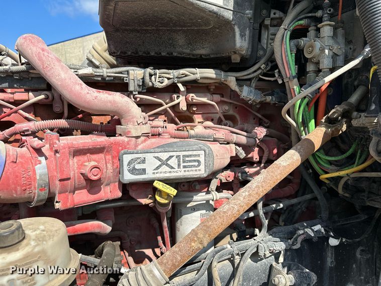 image for item MQ9351 2018 Kenworth T880  concrete pump truck