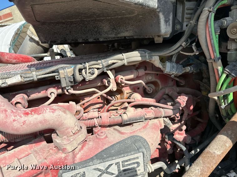 image for item MQ9351 2018 Kenworth T880  concrete pump truck