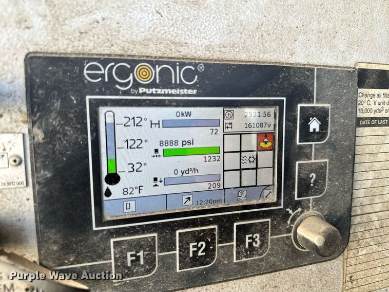 image for item MQ9352 2013 Mack MRU613  concrete pump truck