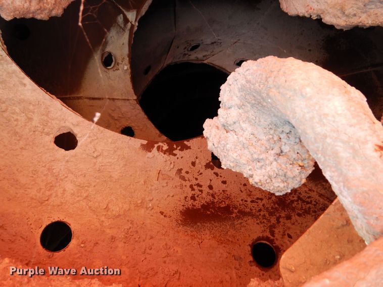 image for item MQ9354 2002 Volvo VHD  ready mix truck