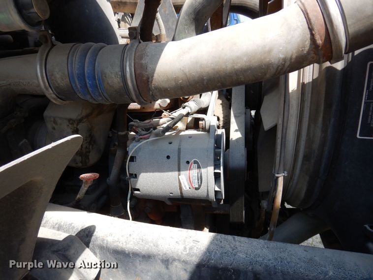 image for item MQ9354 2002 Volvo VHD  ready mix truck