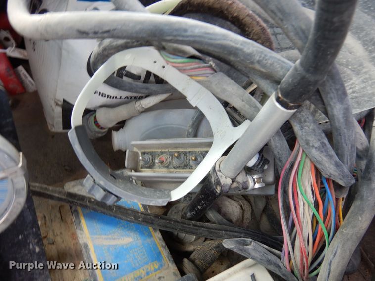 image for item MQ9355 2002 Volvo VHD  ready mix truck