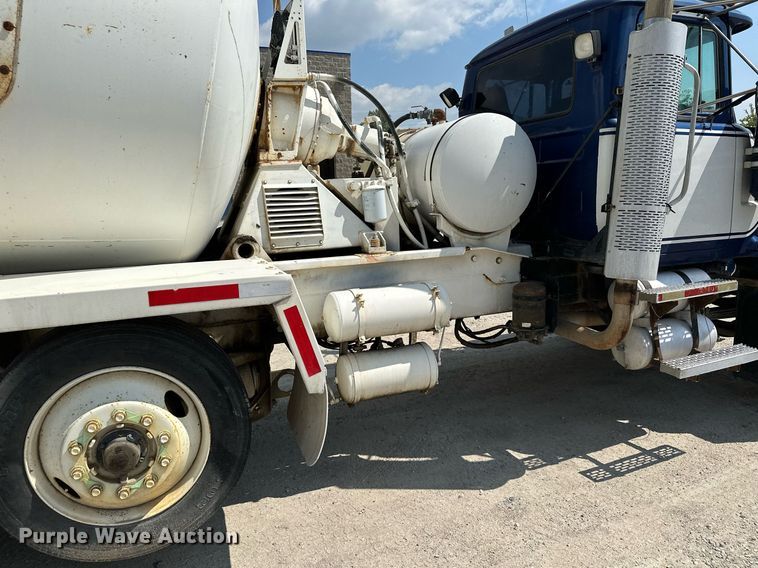 image for item MQ9358 1999 Mack RD690S  ready mix truck