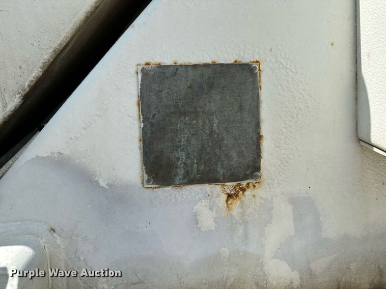 image for item MQ9358 1999 Mack RD690S  ready mix truck