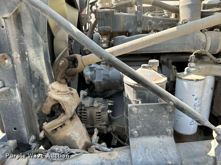 image for item MQ9358 1999 Mack RD690S  ready mix truck