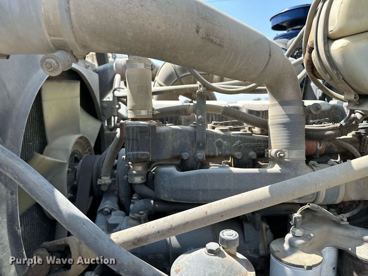 image for item MQ9358 1999 Mack RD690S  ready mix truck