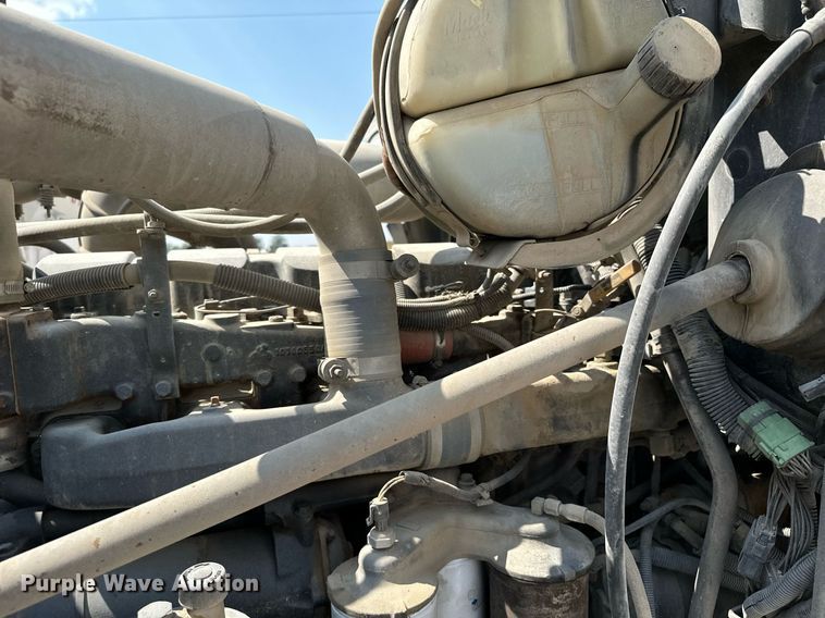 image for item MQ9358 1999 Mack RD690S  ready mix truck