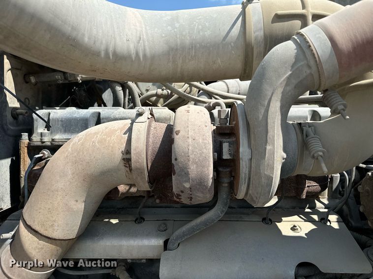 image for item MQ9358 1999 Mack RD690S  ready mix truck