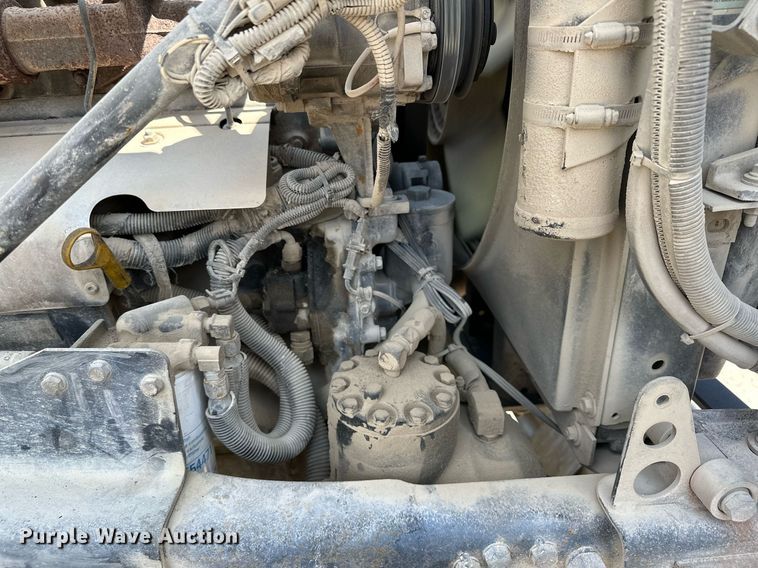 image for item MQ9358 1999 Mack RD690S  ready mix truck