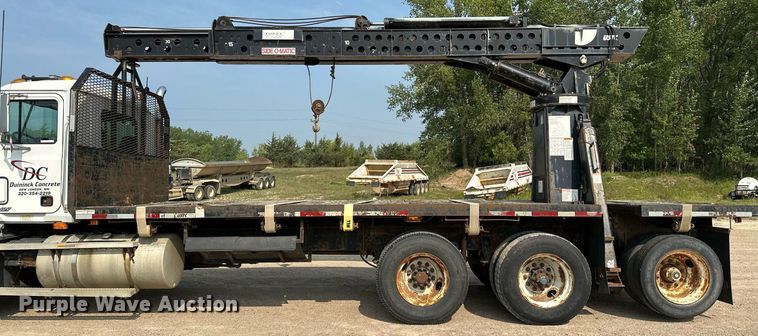 image for item MQ9360 2000 Mack CH613  crane truck