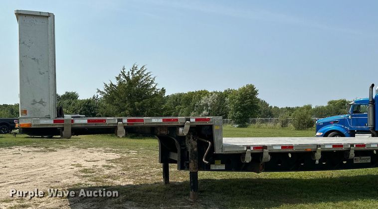 image for item MQ9364 2011 Transcraft DTL-2100  drop deck trailer
