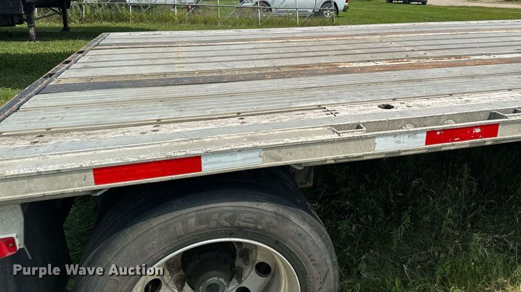 image for item MQ9364 2011 Transcraft DTL-2100  drop deck trailer