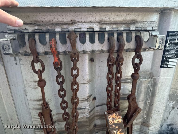 image for item MQ9364 2011 Transcraft DTL-2100  drop deck trailer