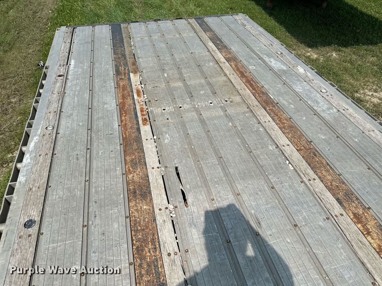 image for item MQ9364 2011 Transcraft DTL-2100  drop deck trailer