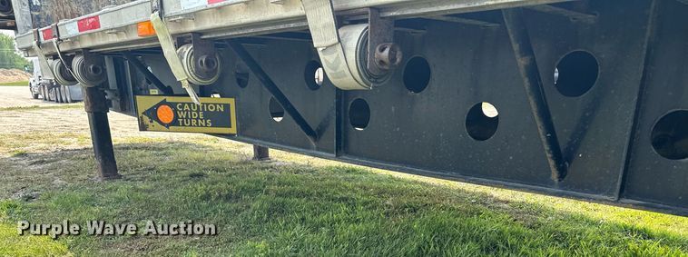 image for item MQ9364 2011 Transcraft DTL-2100  drop deck trailer