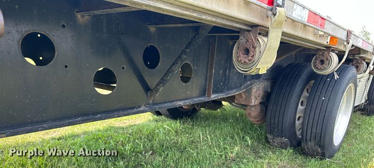 image for item MQ9364 2011 Transcraft DTL-2100  drop deck trailer