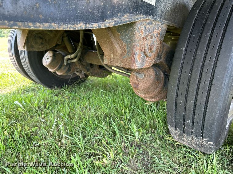 image for item MQ9364 2011 Transcraft DTL-2100  drop deck trailer