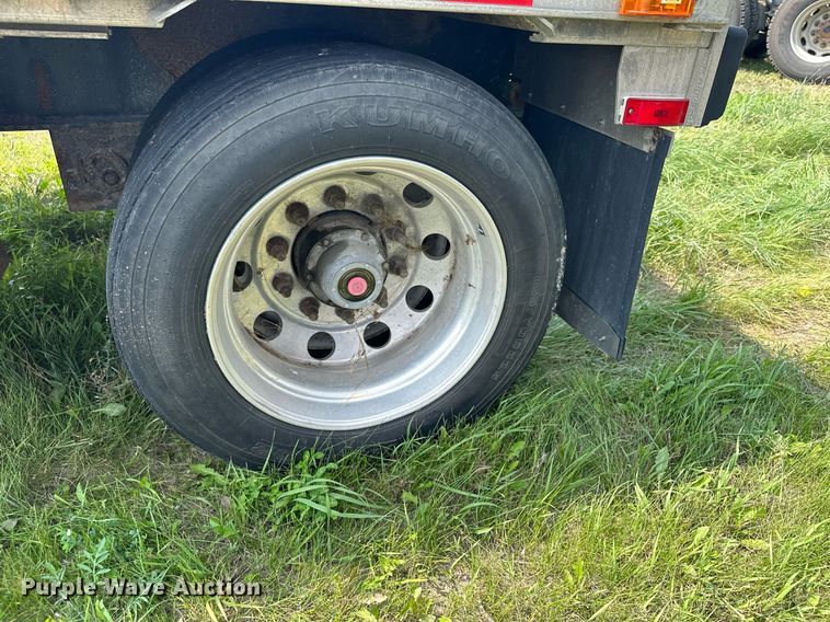 image for item MQ9364 2011 Transcraft DTL-2100  drop deck trailer