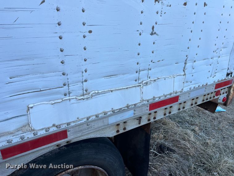 image for item MW9484 1988 Stoughton GSVW-485T-12''DF  dry van trailer