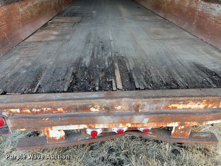 image for item MW9484 1988 Stoughton GSVW-485T-12''DF  dry van trailer