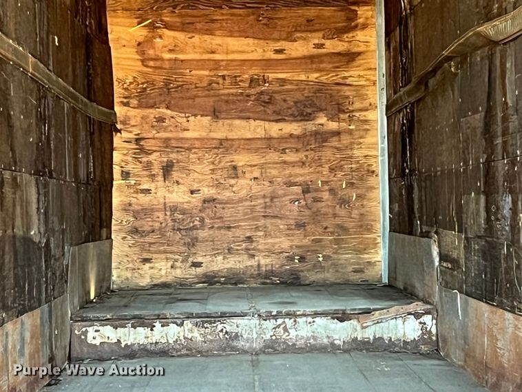 image for item MW9484 1988 Stoughton GSVW-485T-12''DF  dry van trailer