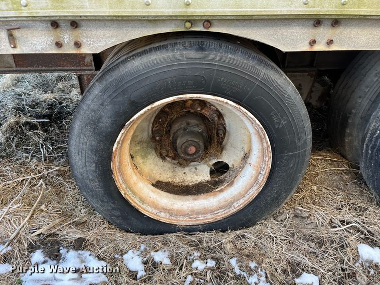 image for item MW9484 1988 Stoughton GSVW-485T-12''DF  dry van trailer