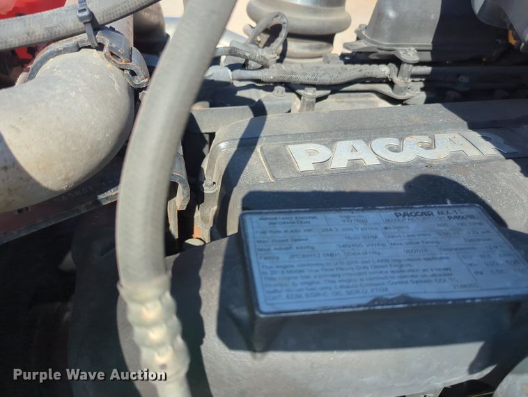 image for item MY9953 2019 Kenworth T680  semi truck