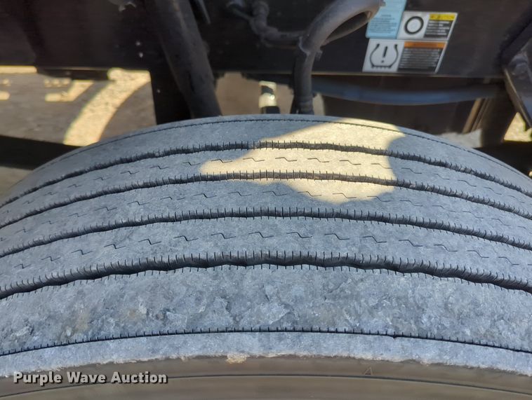 image for item MY9953 2019 Kenworth T680  semi truck