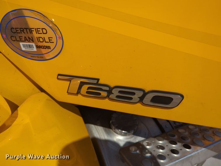 image for item MY9953 2019 Kenworth T680  semi truck