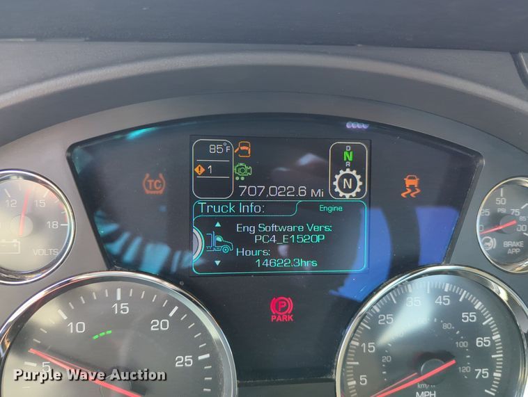 image for item MY9954 2020 Kenworth T680  semi truck