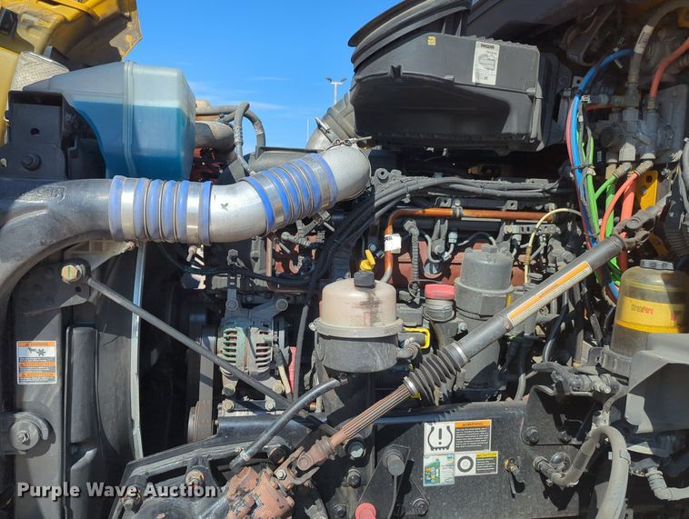 image for item MY9954 2020 Kenworth T680  semi truck