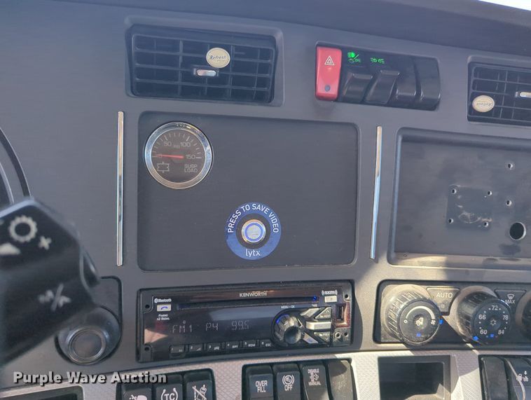 image for item MY9955 2020 Kenworth T680  semi truck