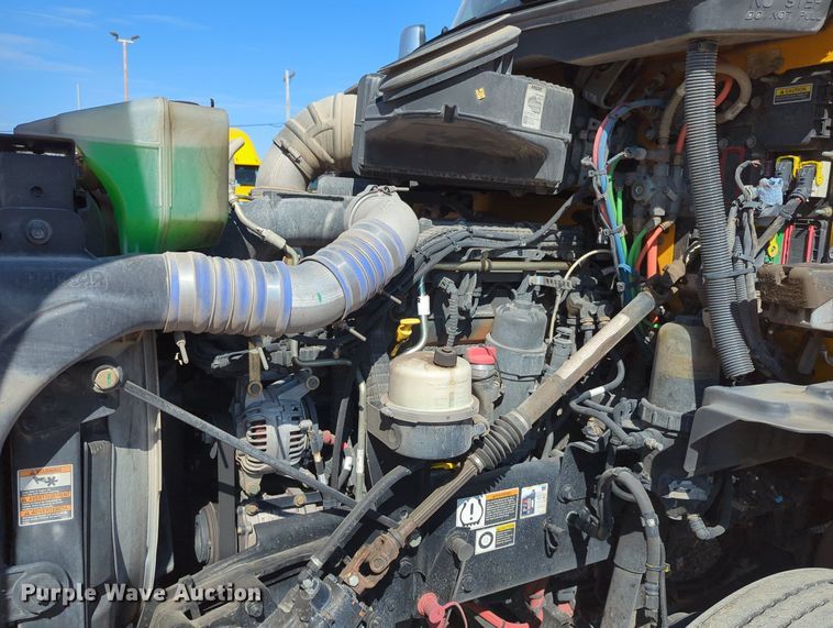 image for item MY9955 2020 Kenworth T680  semi truck