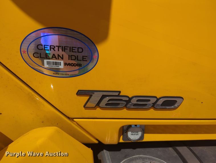 image for item MY9955 2020 Kenworth T680  semi truck