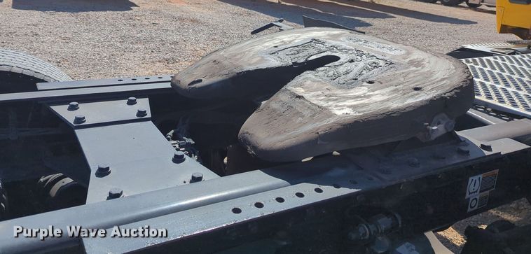 image for item MY9956 2020 Kenworth T680 semi truck