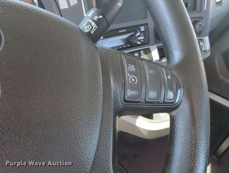 image for item MY9957 2020 Kenworth T680 semi truck