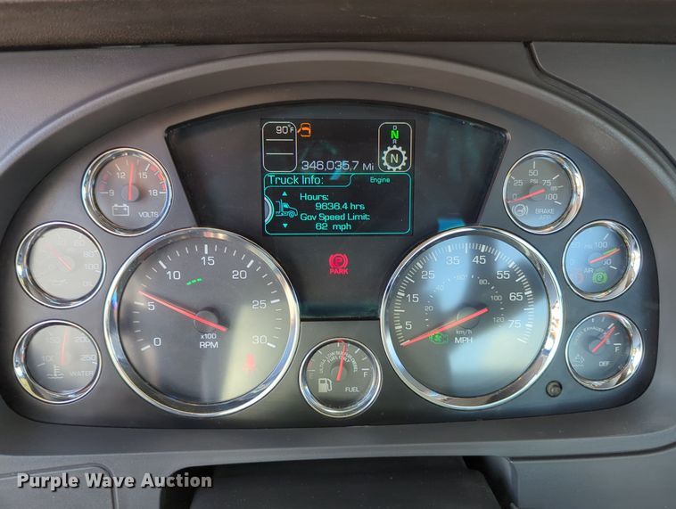 image for item MY9957 2020 Kenworth T680 semi truck