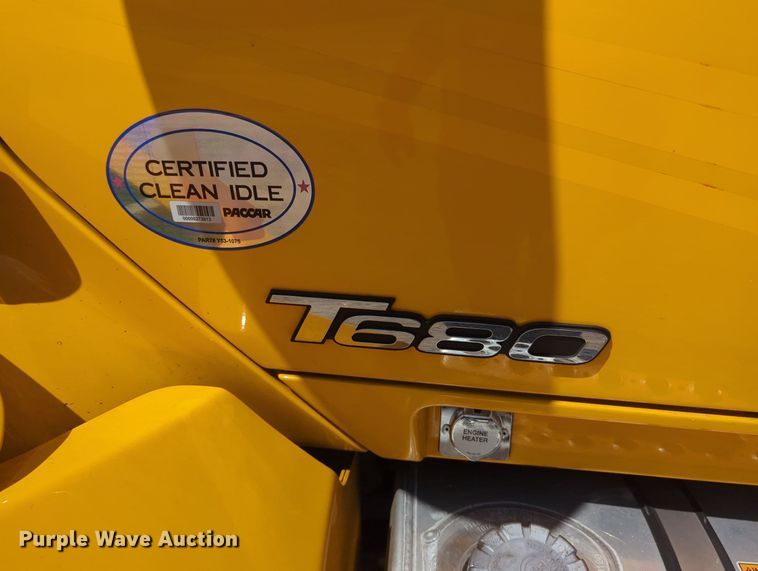 image for item MY9957 2020 Kenworth T680 semi truck