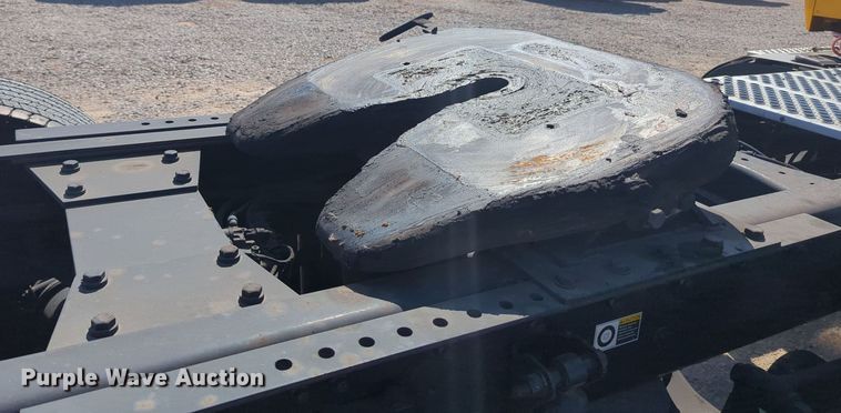 image for item MY9958 2019 Kenworth T680 semi truck