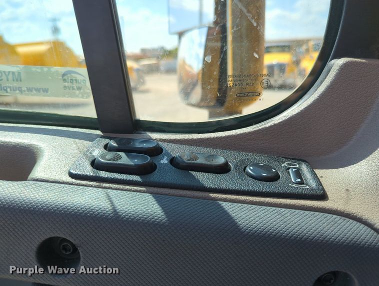 image for item MY9959 2018 Freightliner Cascadia semi truck