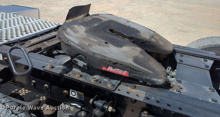 image for item MY9960 2019 Kenworth T680 semi truck