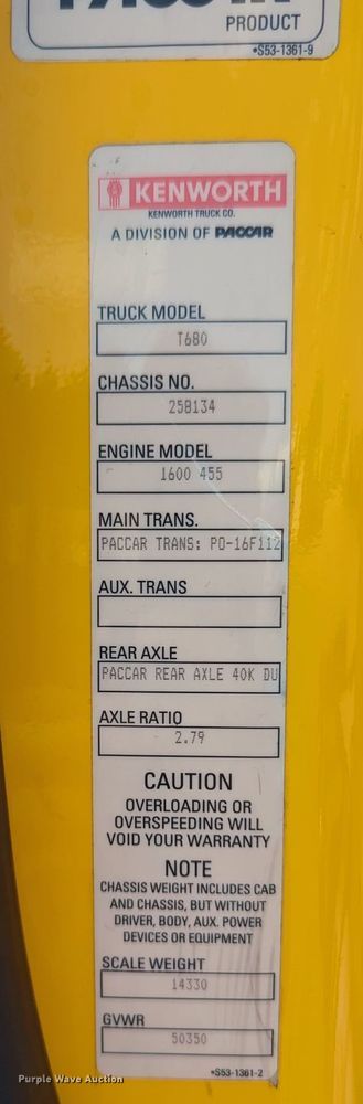 image for item MY9960 2019 Kenworth T680 semi truck