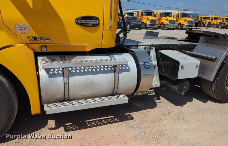 image for item MY9961 2019 Kenworth T680  semi truck