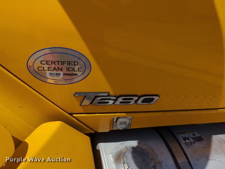 image for item MY9961 2019 Kenworth T680  semi truck