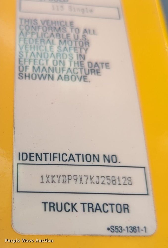 image for item MY9962 2019 Kenworth T680 semi truck