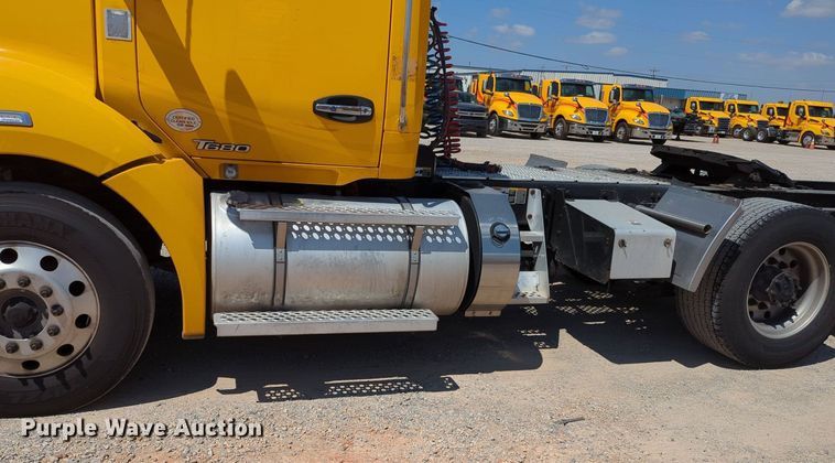 image for item MY9964 2020 Kenworth T680 semi truck