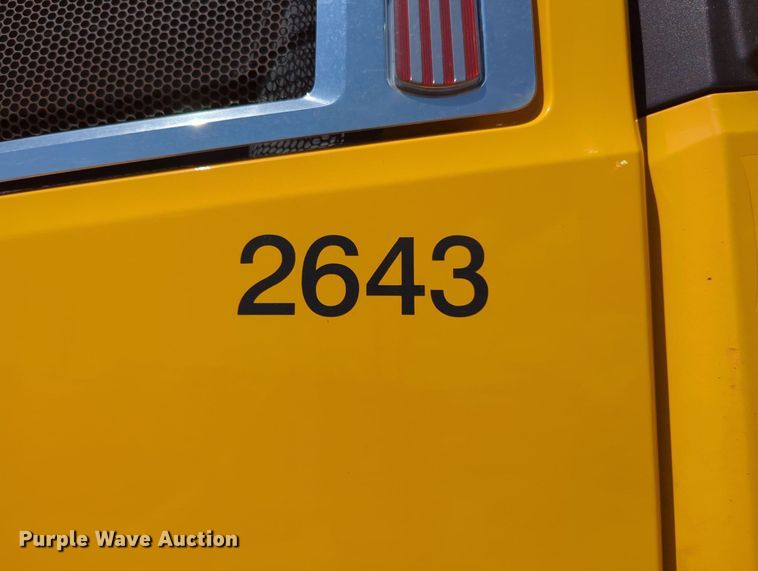 image for item MY9964 2020 Kenworth T680 semi truck