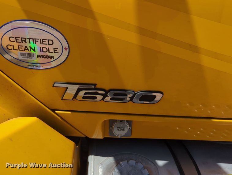 image for item MY9964 2020 Kenworth T680 semi truck